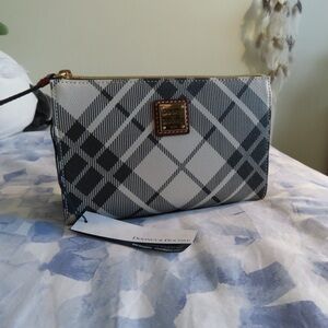 Dooney & Bourke Crossbody